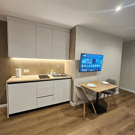 Lejlighed Jacuzzi Living Center 3